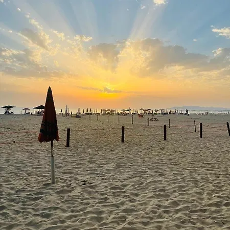 Marlis' Golem (Tirana)